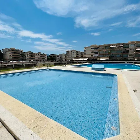公寓 Cosy Avec Piscine, Port Et Plages A Pied
